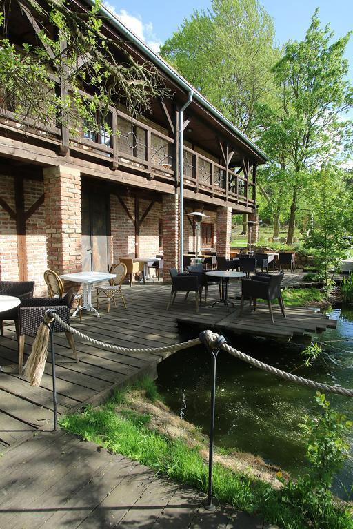 Areal Botanika Hotel Unhošť Exterior foto