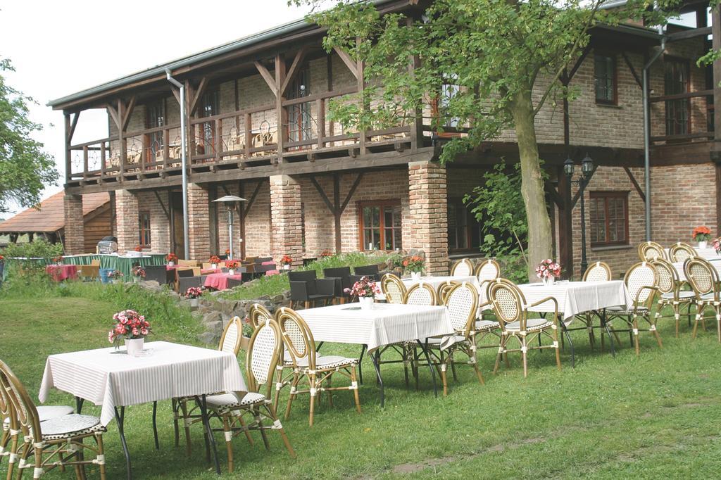 Areal Botanika Hotel Unhošť Exterior foto